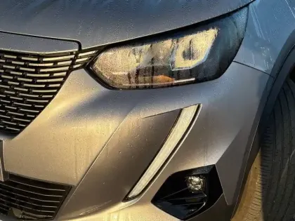 Photo 15 Peugeot 2008  Electrique 136 ch