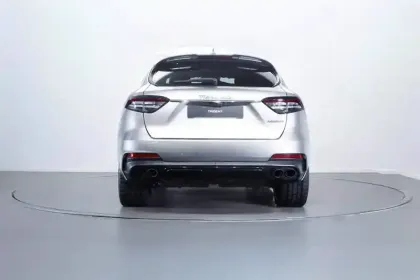 Photo 43 Maserati Levante  V6 430 ch