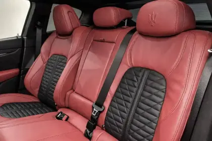 Photo 38 Maserati Levante  V8 580 ch