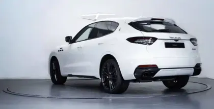 Photo 29 Maserati Levante  V8 580 ch