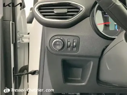 Photo 16 Opel Crossland X  1.2 Turbo 110 ch Elegance