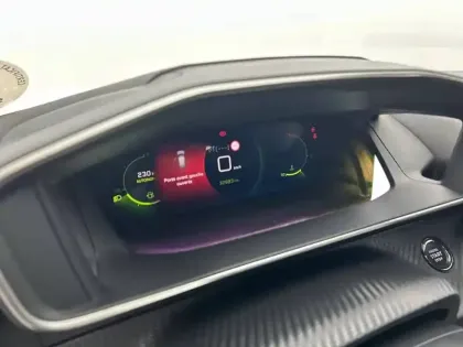 Photo 9 Peugeot 208  PureTech 100 S&S BVM6