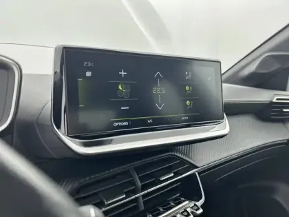 Photo 20 Peugeot 208  PureTech 100 S&S BVM6