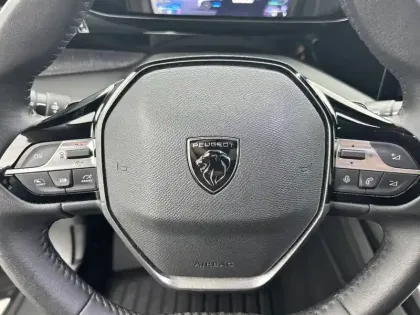 Photo 18 Peugeot 408  PHEV 225 e-EAT8