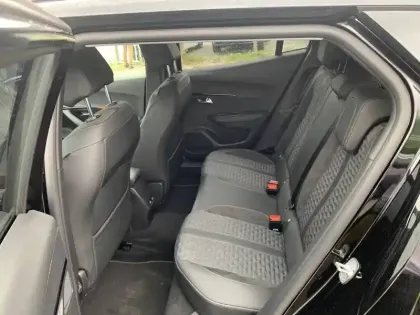 Photo 9 Peugeot 2008  Electrique 136 ch