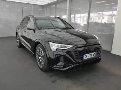Photo 20 Audi Q8 E-Tron  55 408 ch 114 kWh Quattro