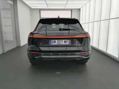 Photo 22 Audi Q8 E-Tron  55 408 ch 114 kWh Quattro
