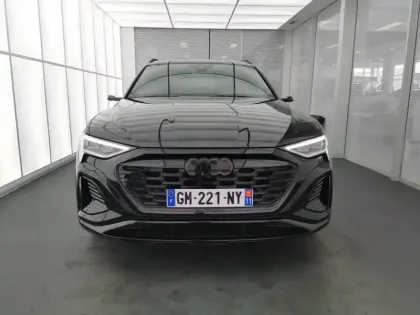 Photo 19 Audi Q8 E-Tron  55 408 ch 114 kWh Quattro