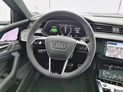 Photo 25 Audi Q8 E-Tron  55 408 ch 114 kWh Quattro