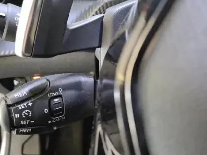 Photo 25 Peugeot 2008  PureTech 130 S&S EAT8