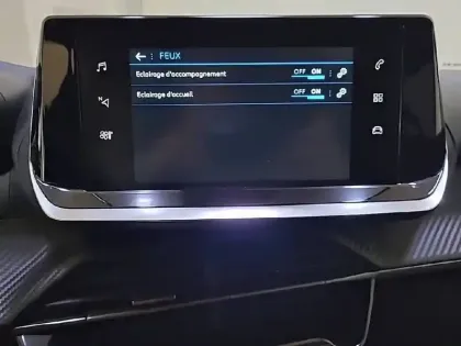 Photo 22 Peugeot 2008  PureTech 130 S&S EAT8