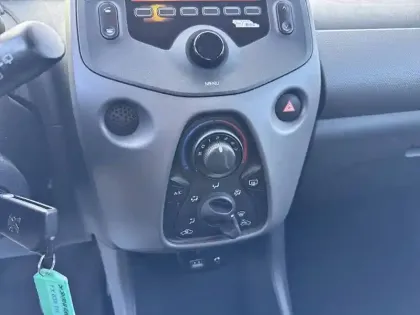 Photo 14 Peugeot 108  VTi 72ch S&S BVM5