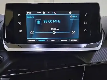 Photo 65 Peugeot 208  PureTech 100 S&S BVM6