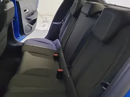 Photo 57 Peugeot 208  PureTech 100 S&S BVM6