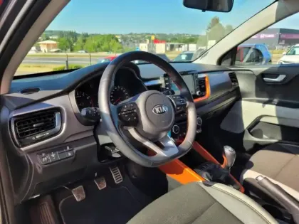 Photo 12 Kia Stonic  1.0 T-GDi 100ch ISG Design Euro6d-T