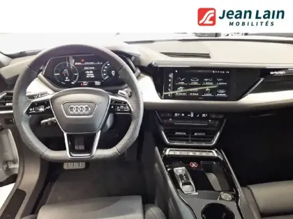 Photo 53 Audi E-tron  GT 476 ch quattro