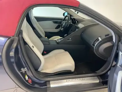 Photo 10 Jaguar F-Type  Cabriolet 2.0T 300ch BVA8