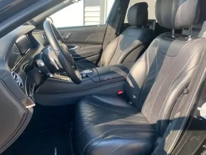 Photo 11 Mercedes Classe S  500 Maybach 4Matic 9G-Tronic