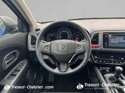 Photo 11 Honda HR-V  1.5  i-VTEC Exclusive Navi