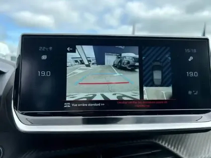 Photo 27 Peugeot 208  PureTech 100 S&S BVM6