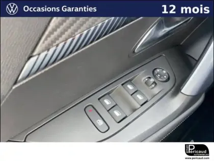 Photo 21 Peugeot 2008  PureTech 130 S&S BVM6