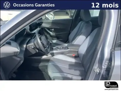 Photo 36 Peugeot 2008  PureTech 130 S&S BVM6