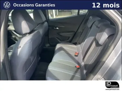 Photo 26 Peugeot 2008  PureTech 130 S&S BVM6