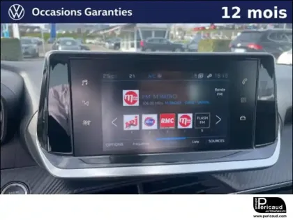 Photo 33 Peugeot 2008  PureTech 130 S&S BVM6