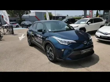 Photo 5 Toyota C-HR  1.8 Hybride 122ch Design Ultimate E-CVT