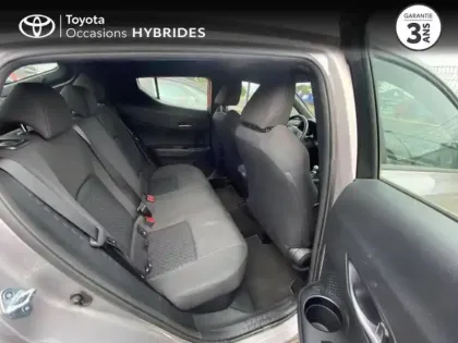 Photo 6 Toyota C-HR  122h Dynamic 2WD E-CVT MC19