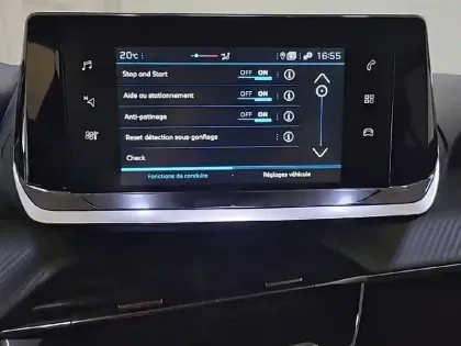 Photo 40 Peugeot 208  PureTech 75 S&S BVM5