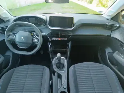 Photo 6 Peugeot 208  PureTech 75 S&S BVM5