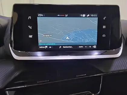 Photo 38 Peugeot 208  PureTech 75 S&S BVM5