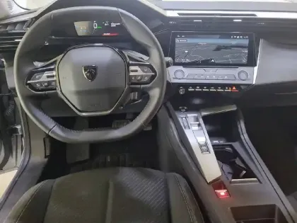 Photo 58 Peugeot 308  PHEV 180 e-EAT8