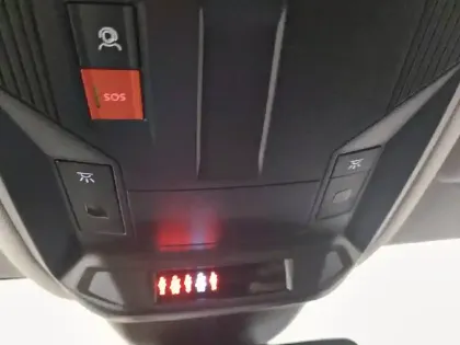 Photo 44 Peugeot 308  PHEV 180 e-EAT8