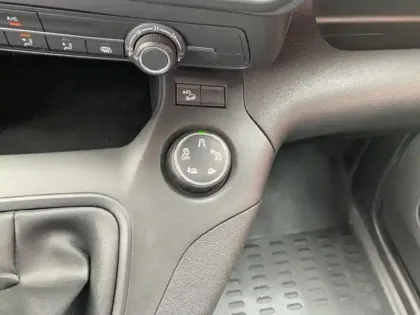 Photo 14 Citroën Berlingo  Van M 1000kg BlueHDi 100 S&S Club BVM5