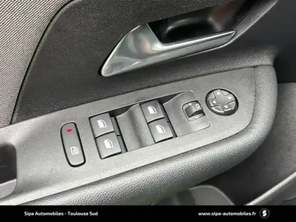 Photo 74 Opel Mokka  Electrique 136 ch & Batterie 50 kWh