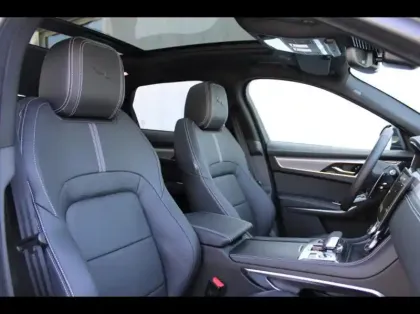 Photo 21 Jaguar F-Pace  P400e Plug-in-Hybrid R-Dynamic SE BVA8 AWD