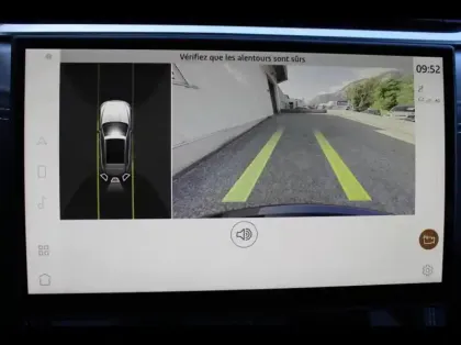 Photo 28 Jaguar F-Pace  P400e Plug-in-Hybrid R-Dynamic SE BVA8 AWD