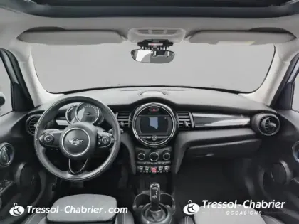 Photo 9 Mini Mini Hatch 5 Portes Cooper 136 ch BVA7 Edition Greenwich