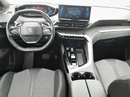Photo 27 Peugeot 3008  Hybrid 180 e-EAT8