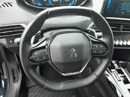 Photo 28 Peugeot 3008  Hybrid 180 e-EAT8