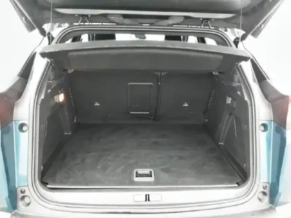 Photo 25 Peugeot 3008  Hybrid 180 e-EAT8