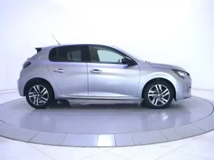 Photo 23 Peugeot 208  PureTech 100 S&S EAT8