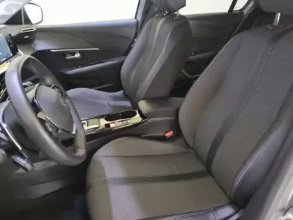 Photo 30 Peugeot 208  PureTech 100 S&S EAT8