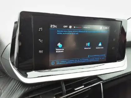 Photo 16 Peugeot 208  BlueHDi 100 S&S BVM6