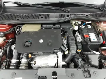 Photo 20 Peugeot 208  BlueHDi 100 S&S BVM6