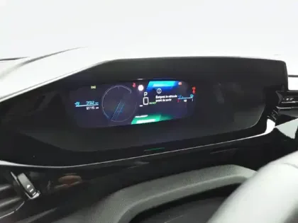 Photo 25 Peugeot 308  Electrique 54 kWh 156ch 