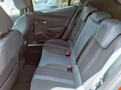 Photo 10 Peugeot 2008  PureTech 130 S&S EAT8