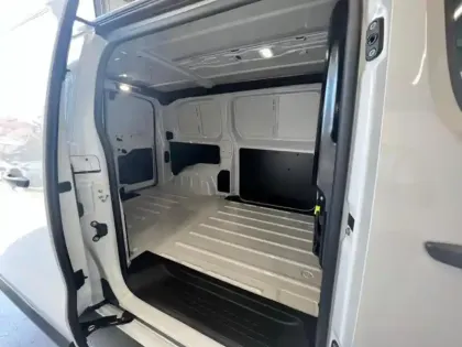 Photo 12 Peugeot Expert  Fg M 1.5 BlueHDi 120ch S&S